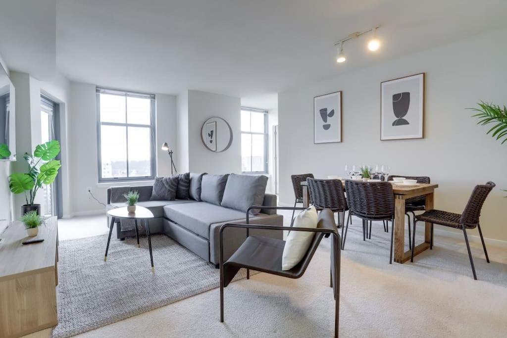Fantastic 2 Bedroom Condo At Pentagon City อาร์ลิงตัน ภายนอก รูปภาพ