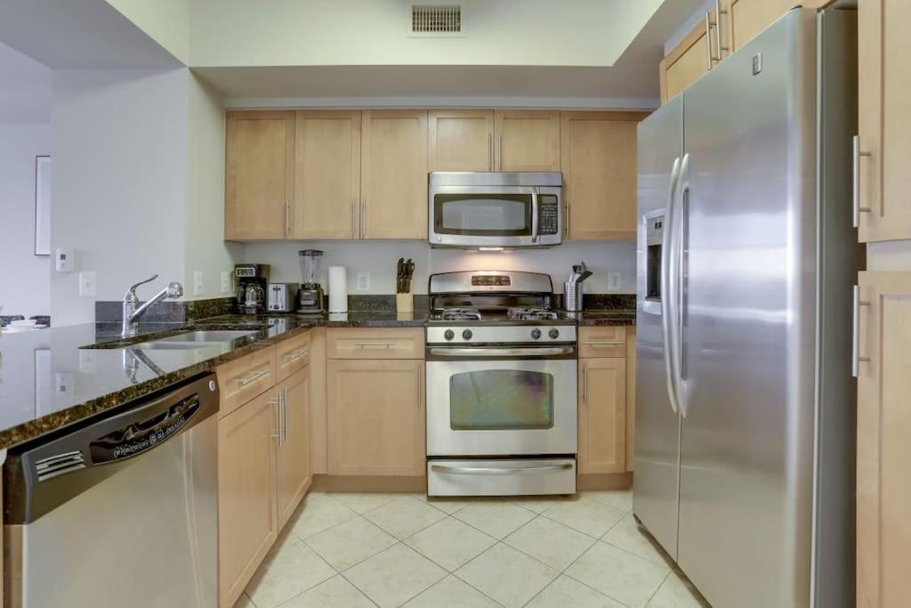 Fantastic 2 Bedroom Condo At Pentagon City อาร์ลิงตัน ภายนอก รูปภาพ