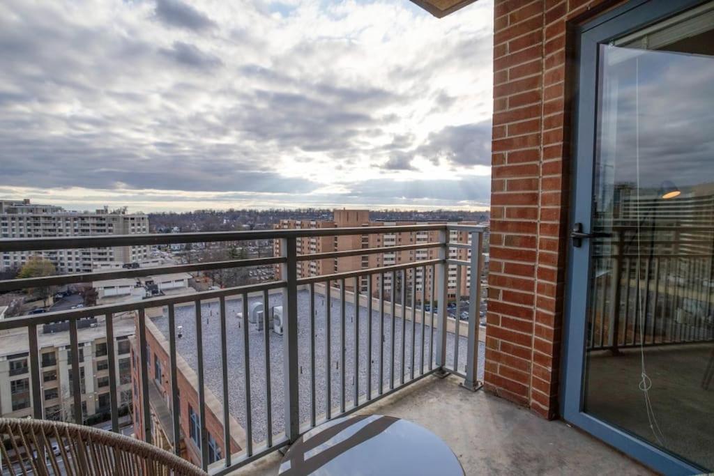 Fantastic 2 Bedroom Condo At Pentagon City อาร์ลิงตัน ภายนอก รูปภาพ
